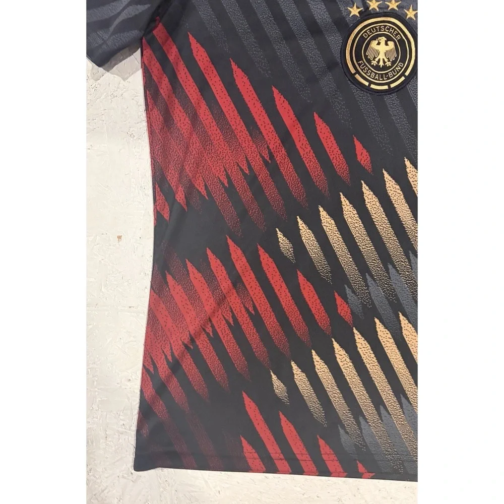 Adidas Germany Pre Match Soccer Jersey 2022 Mens Small Slim World Cup